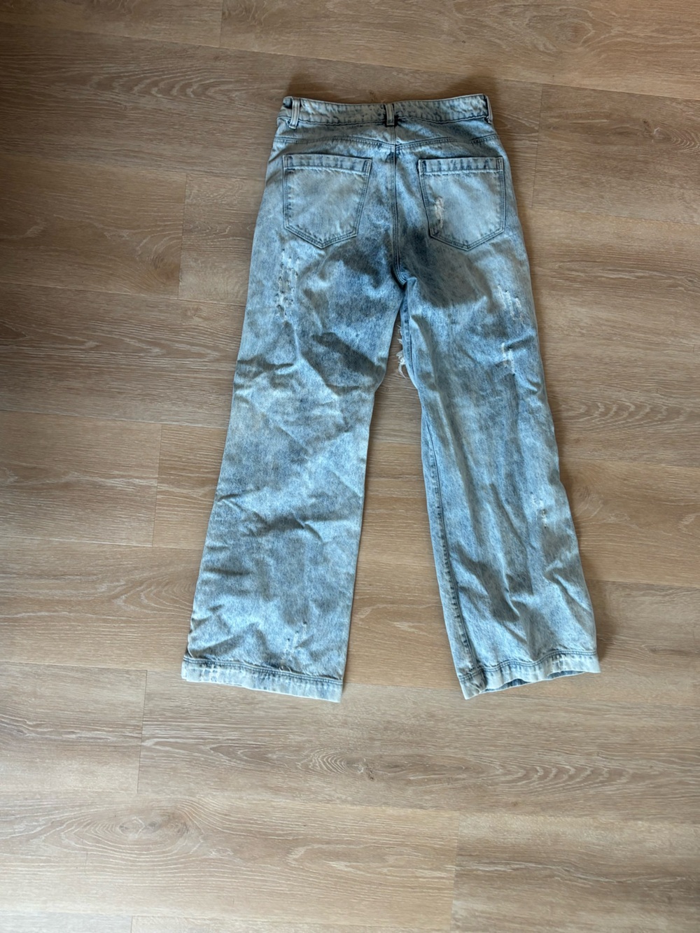 Light Wash Distressed Ripped Jeans - Light Blue - Picture 2 of 4